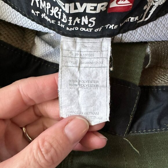 Quiksilver Boys Green Board Shorts 26” With Button & Zip Closure - Picture 7 of 11